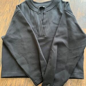 Banana Republic black top size small